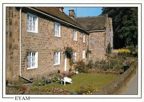 Postcard United Kingdom England Derbyshire Eyam plague cottages