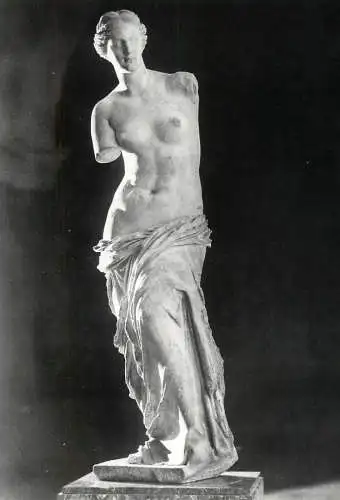 Postcard fine arts sculpture Louvre Venus de Milo