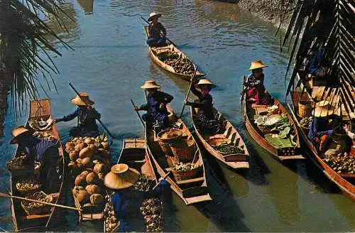 Postcard Thailand women boat vendors floating market Damnersaduak
