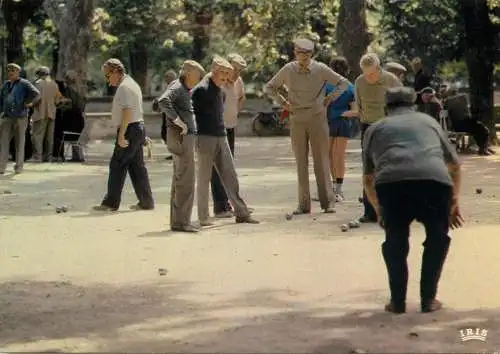 Postcard France Provence une partie de petanque game of bowls