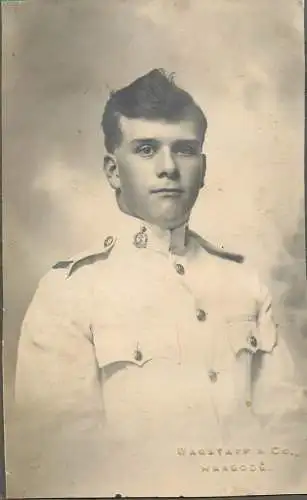 Colonial military portrait uniform format ca. 7 x 12 cm