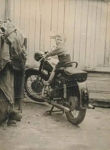 Motorcycle foto 8 x 11 cm