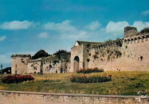 Postcard France Loire Atlantique Guérande 1977 castle remparts