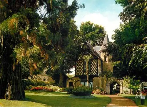 Postcard France Vienne Chatellerault le jardin public