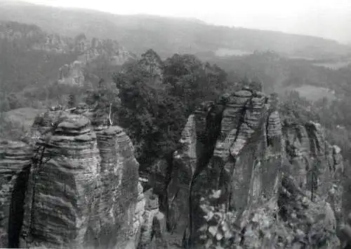Romania scenic photo 9 x 12 cm 1965 panorama mountain rock formation