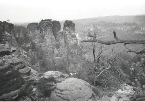 Romania scenic photo 9 x 12 cm 1965 canyon view