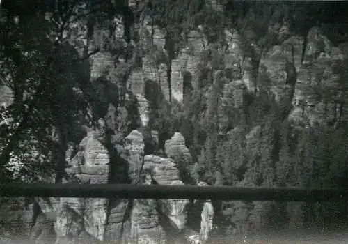 Romania scenic photo 9 x 12 cm 1965 canyon view