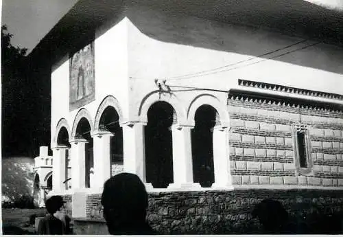 Romania scenic photo 9 x 12 cm 1965 Polovragi monastery