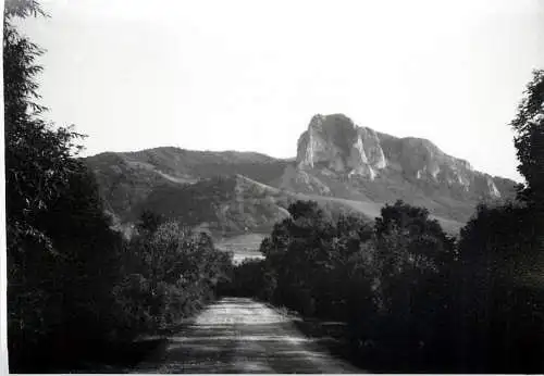 Romania scenic photo 9 x 12 cm 1965 hill landscape