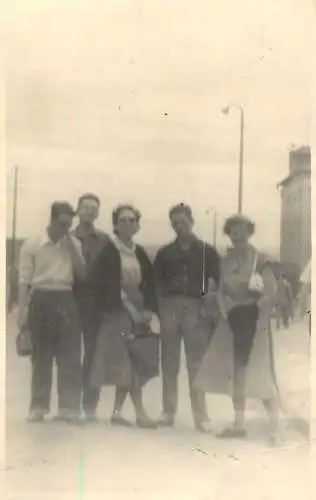 Social history photo elegant friends group photo