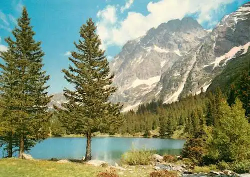 France l'Oisans le lac du Poursollet et le Taillefer