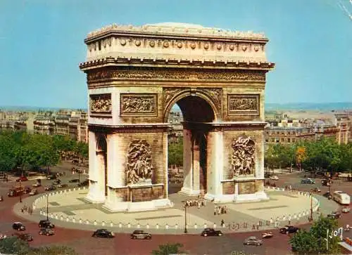 France Paris place de l'Etoile et arc de triomphe