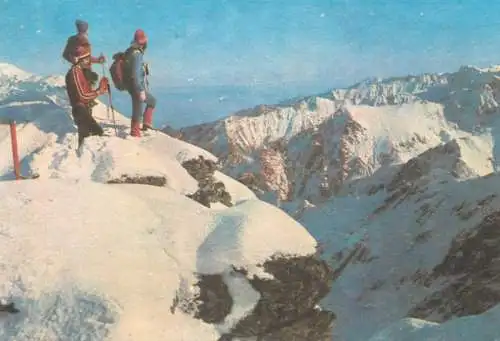 Romania Muntii Fagaras vedere de pe varful Vanatoarea lui Buteanu