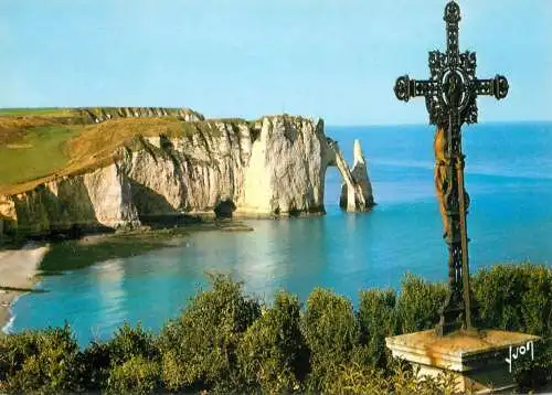 France Etretat Le Calvaire, les Falaises, la Porte d'Aval & l'Aiguille