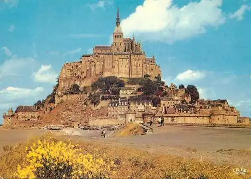France Mont Saint Michel & la digue