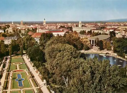 Germany Karlsruhe Stadtgarten mit Blick zur Stadt