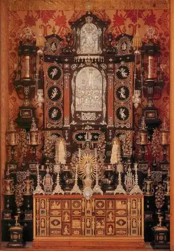 Austria > Tirol > Innsbruck private altar