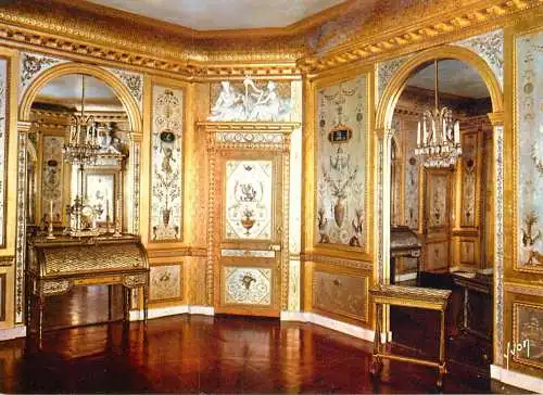 France Seine et Marne > chateau de Fontainebleau boudoir de la Reine Marie Antoinette