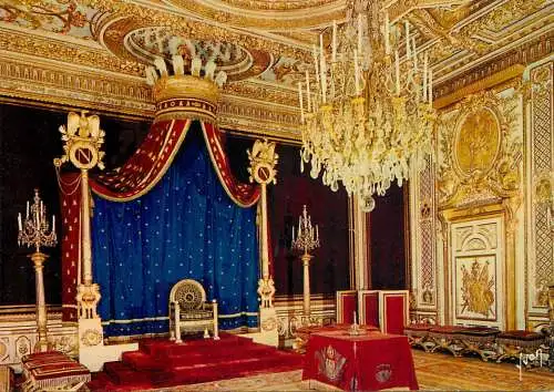 France Seine et Marne > chateau de Fontainebleau throne room