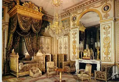 France Seine et Marne > chateau de Fontainebleau empereur chambre