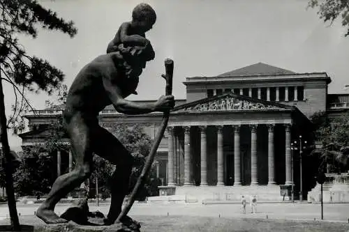Hungary Buapest fine arts museum