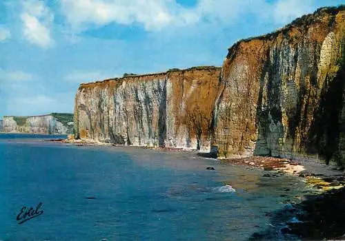 France Seine Maritime les falaises symphonie de couleurs sous le soleil déte 1985