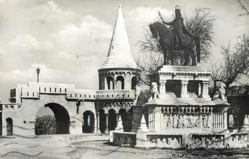 Hungary Budapest Fisher's Bastion & St Stephen's equestrian statue