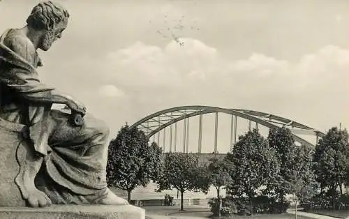Hungary Szeged Tisza bridge & statue