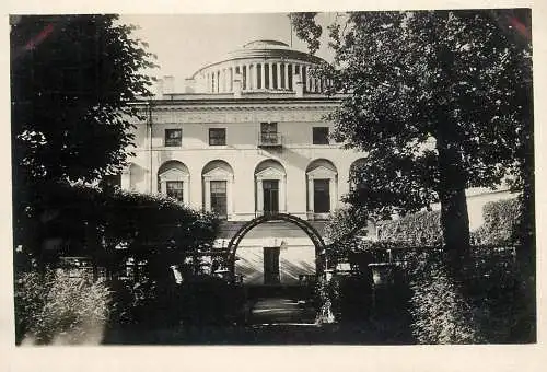 Russia mansion place to identify