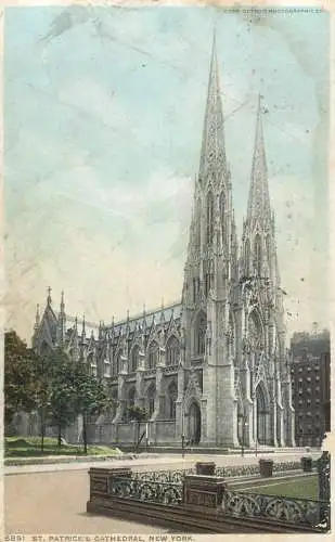 USA New York NY St Patrick's Cathedral
