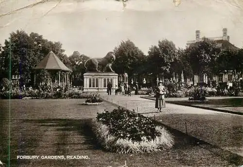 England Reading Forbury Gardens lion statue park view