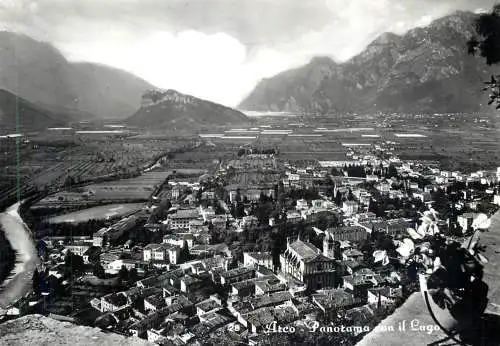 Italy Arco panorama con il lago