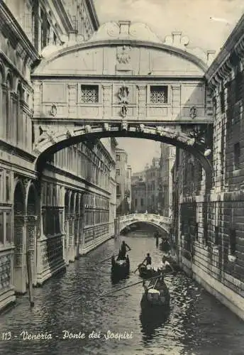 Italy Venezia Ponte dei Sospiri
