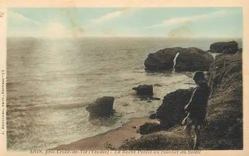 France Vendee Sion pres Croix de Vie la Roche Percee au coucher du soleil