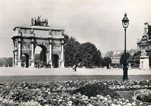 France Paris Place & Arc de Triomphe du Carrousel