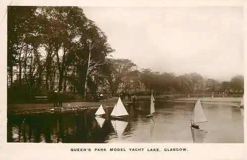 UK Scotland  Glasgow Queen's park model yacht lake