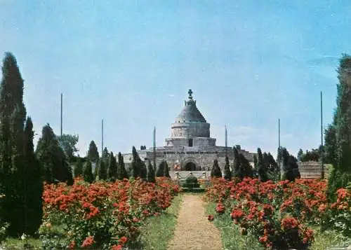 Romania Marasesti Mausoleul Eroilor
