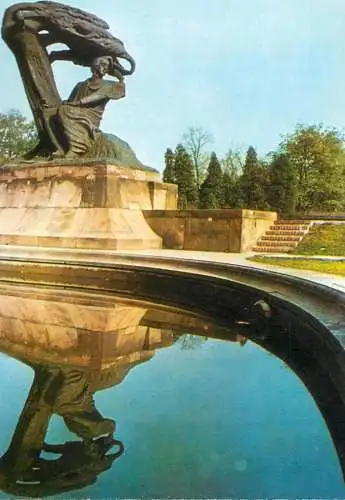 Poland Warszawa pomnik Fryderyka chopina
