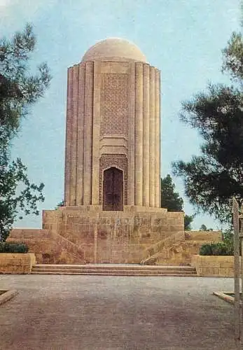 Russia place to identify mausoleum monument
