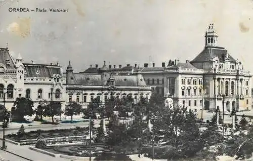 Romania vedere din Oradea Piata Victoriei
