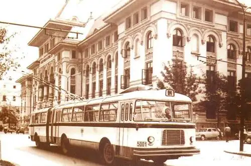 Romania Regia Autonoma de Transport Bucuresti primul troleibuz articulat romanesc T12 ITB 1965