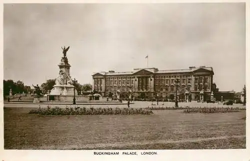 United Kingdom England London Buckingham Palace