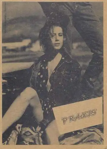 Praxis advertising fashion female model pictorial card