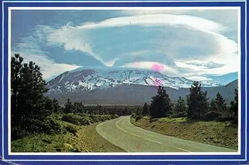 USA Lenticular cloud over Mt Shasta in Northern California