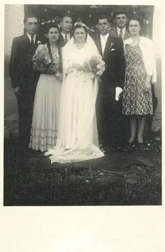 Real photo social history newlywed couple & family group picture