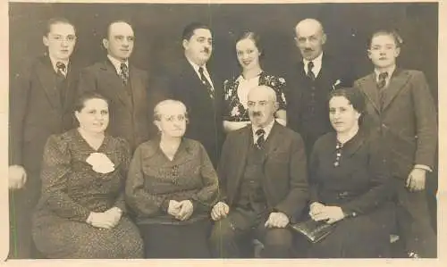 Real photo social history elegant people family group picture