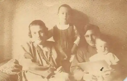 Real photo parents and children family group picture