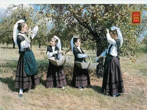 Folklore de France traditions costumes folklore Lot et Garonne