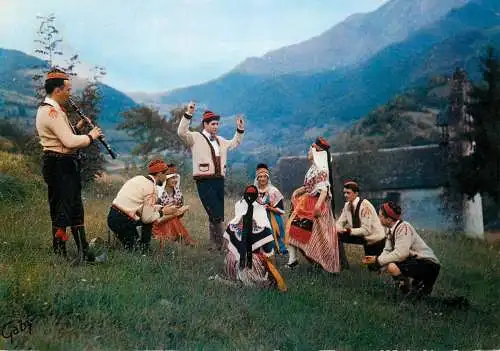 Folklore de France traditions costumes folklore Ariege danse Bethmalaise