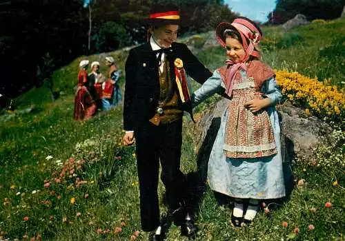 Folklore de France traditions costumes folklore Auvergne la bourree de St-Flour Clermont Ferrand